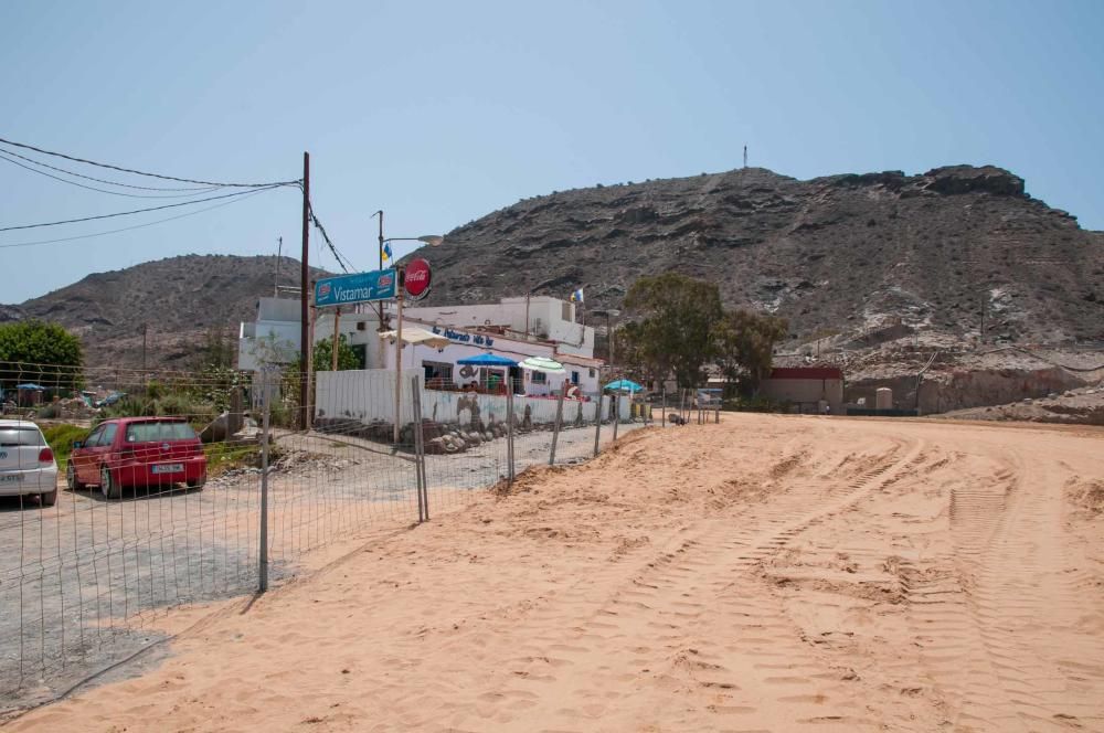 Afectados por la nueva playa de Tauro