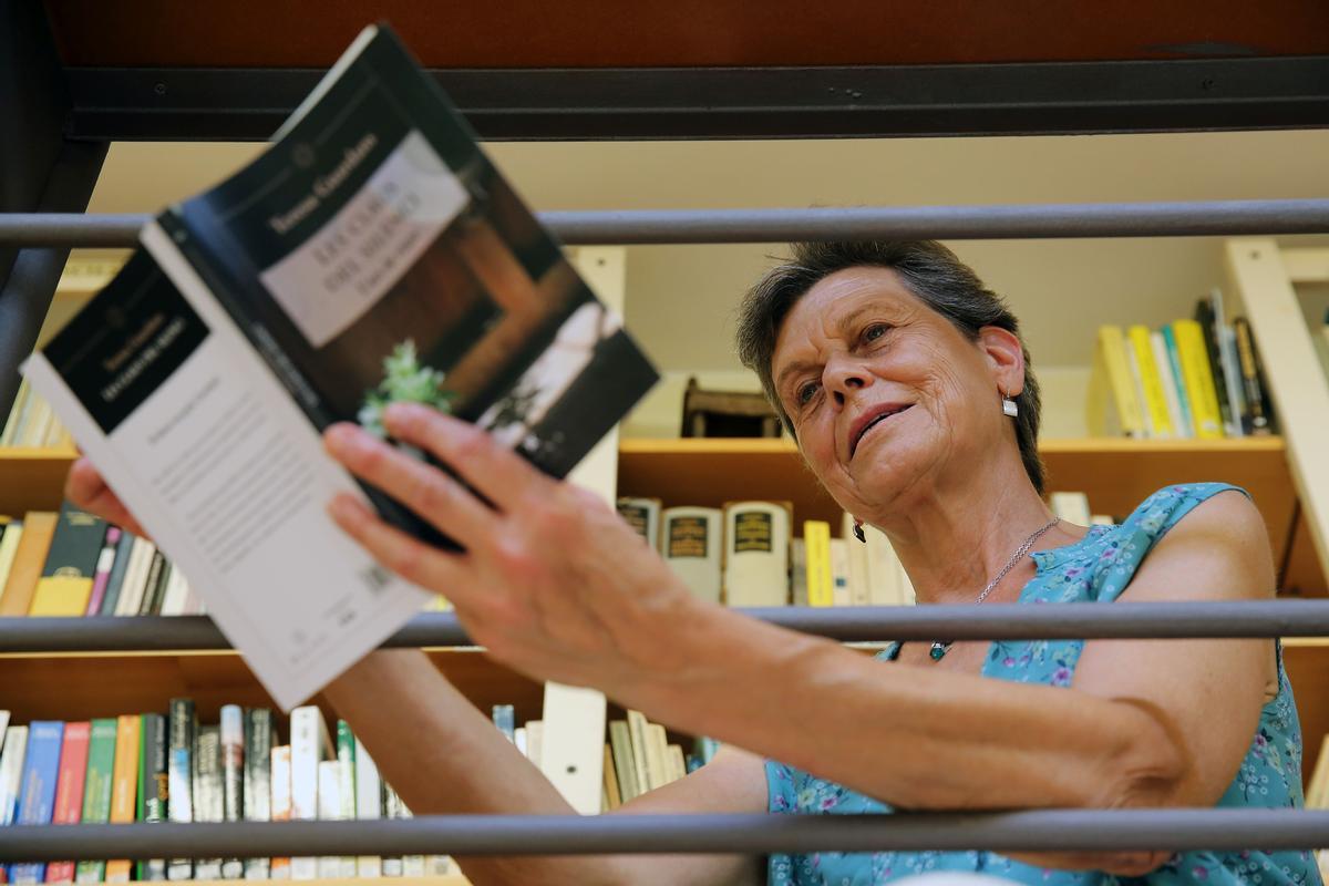 Teresa Guardans, en el Centre d’Estudi de les Tradicions de Saviesa de Barcelona.