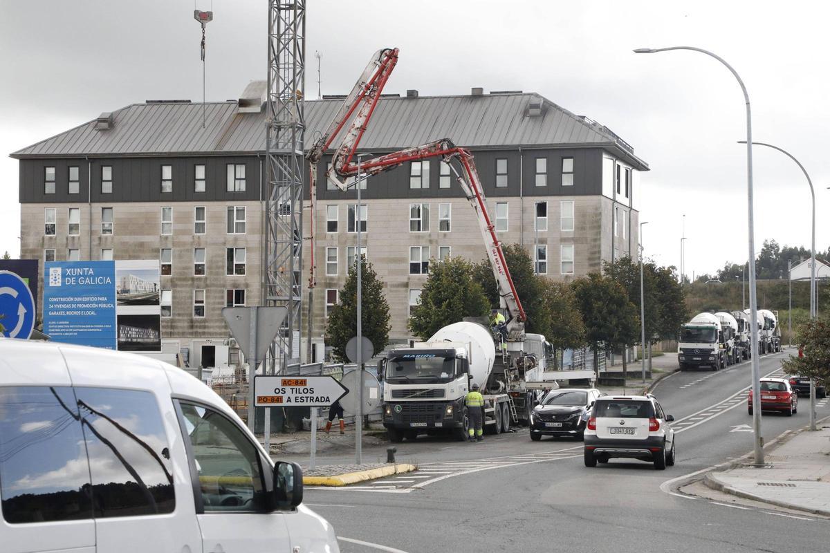 Viviendas de promoción pública en Castiñeiriño, a las que se unirán las de Lamas de Abade