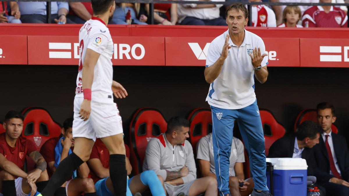 LaLiga - Sevilla v Atletico Madrid