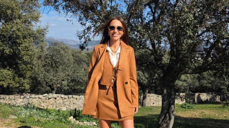 Paula Echevarría se graba recién salida de la ducha, tapada por una toalla, y esto pasa