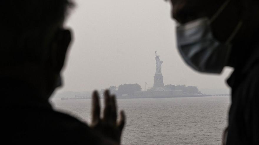 Una nube tóxica asfixia Nueva York tras los incendios forestales en Canadá