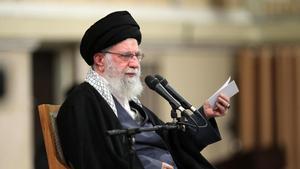 El líder supremo de Irán, Ali Jameneí, en una imagen divulgada por su oficina de un discurso pronunciado el pasado 8 de enero.