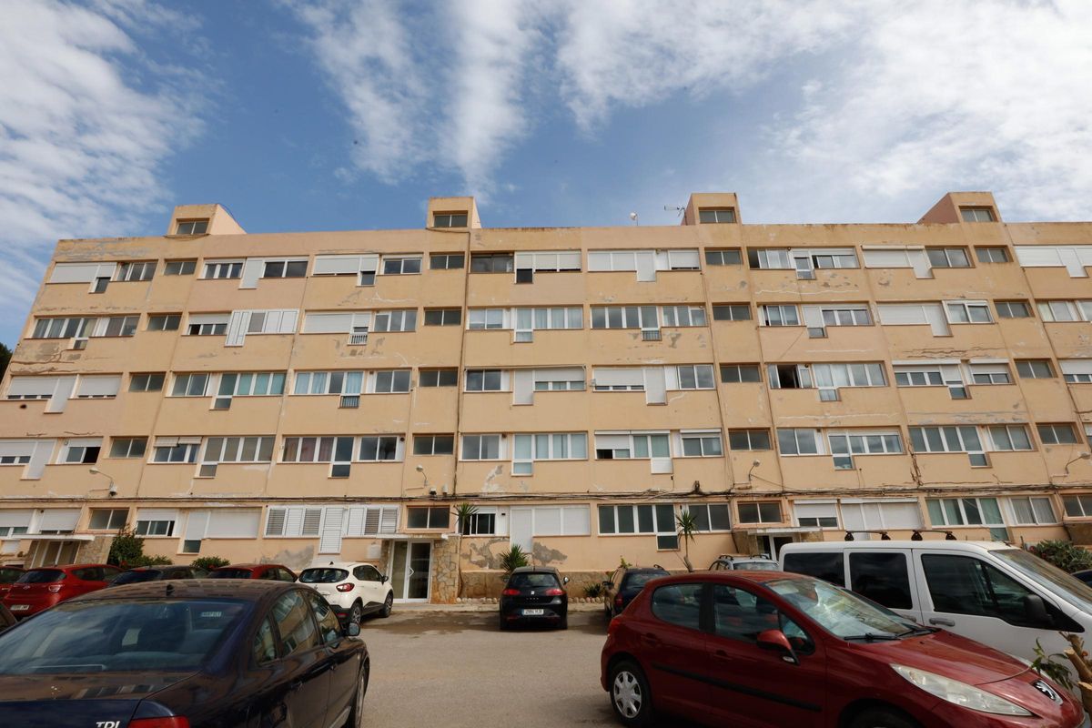 Imagen de archivo del bloque A de los Apartamentos Don Pepe.