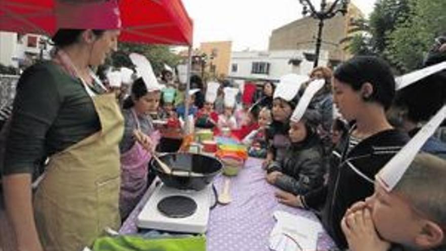 COCINA PARA CHEFS ‘PEQUEÑOS’ EN LA PLAZA DE ORPESA