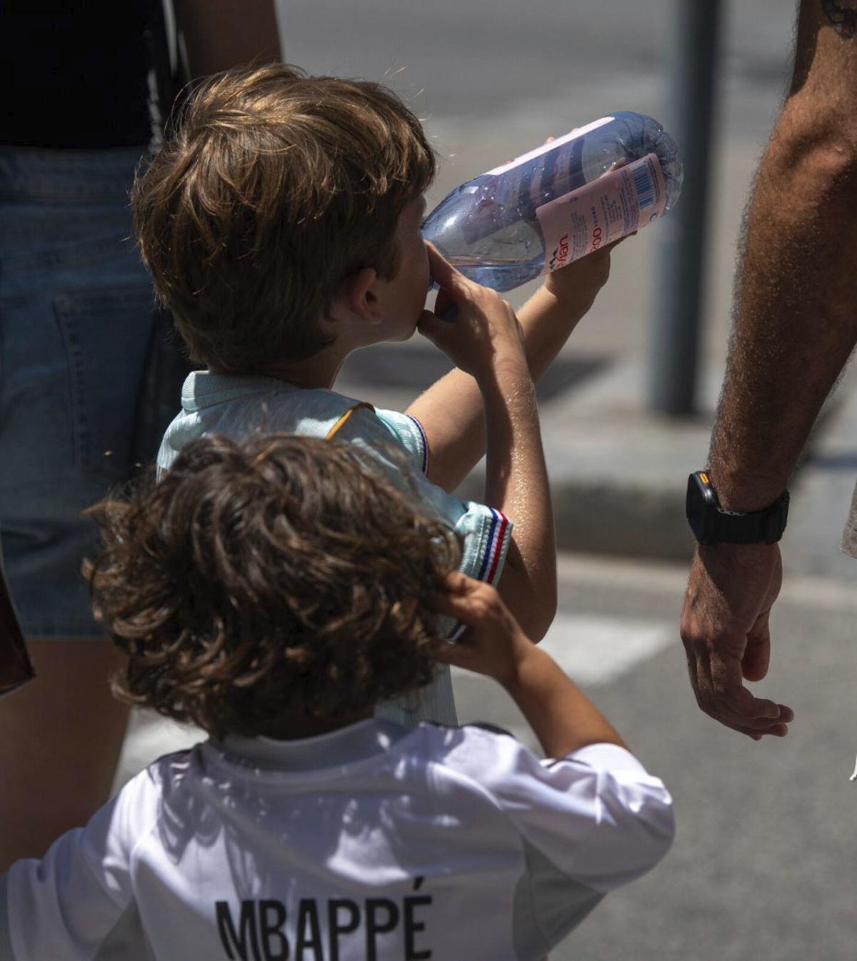 Més de 200 nadons pateixen un cop de calor aquest estiu