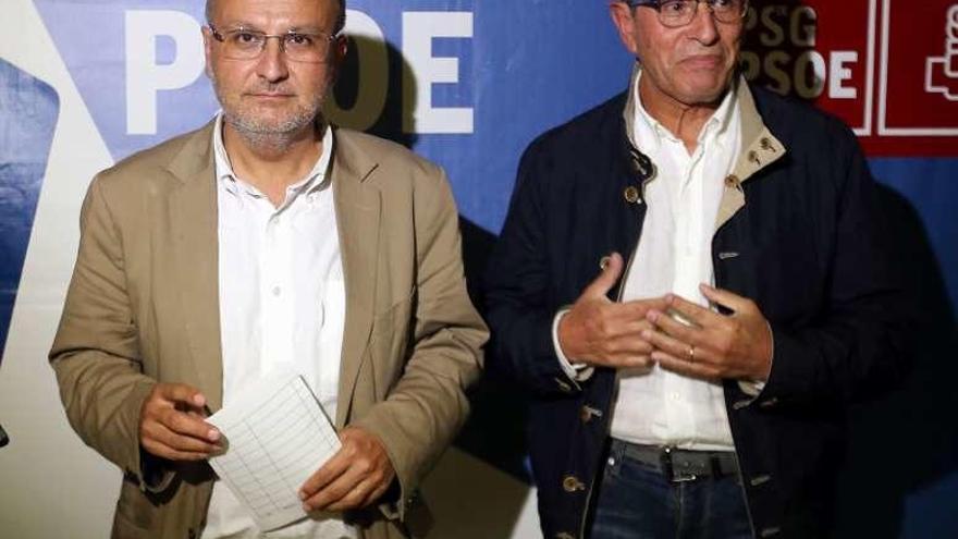 Losada y Gallego, tras la debacle electoral del PSdeG. // J. Lores