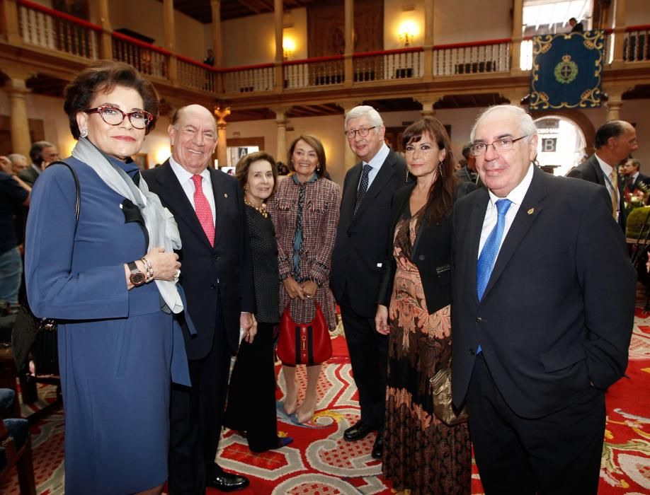 Ambiente en el hotel de la Reconquista la mañana del día de entrega del los premios Princesa de Asturias