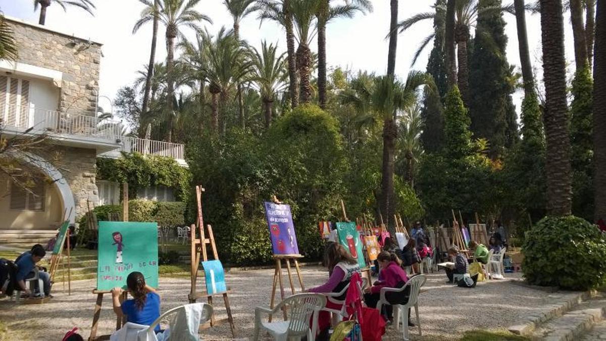 Algunas de las pinturas que los niños han representado en la escuela.  | INFORMACIÓN