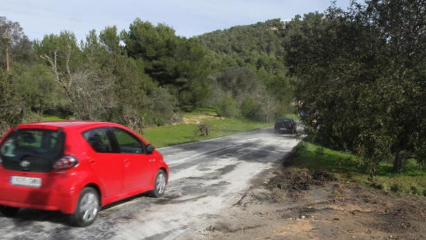 Muere un conductor en una colisión frontal en Ibiza
