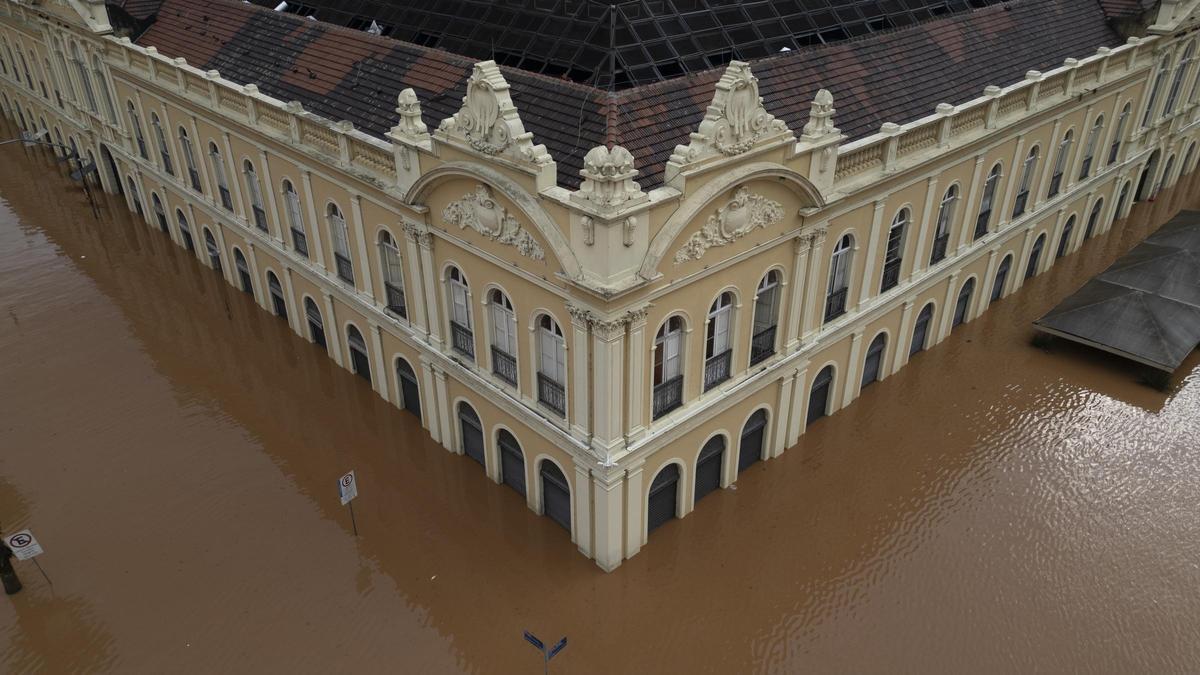 Brasil intenta contener la tragedia provocada por las inundaciones