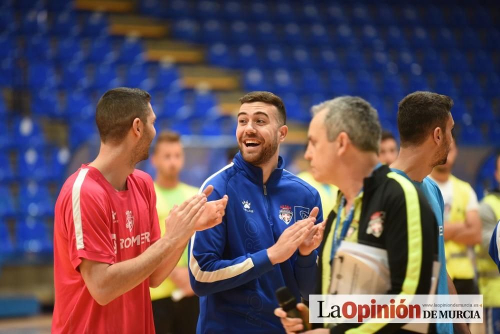 Encuentro de escolares con los jugadores del Plást