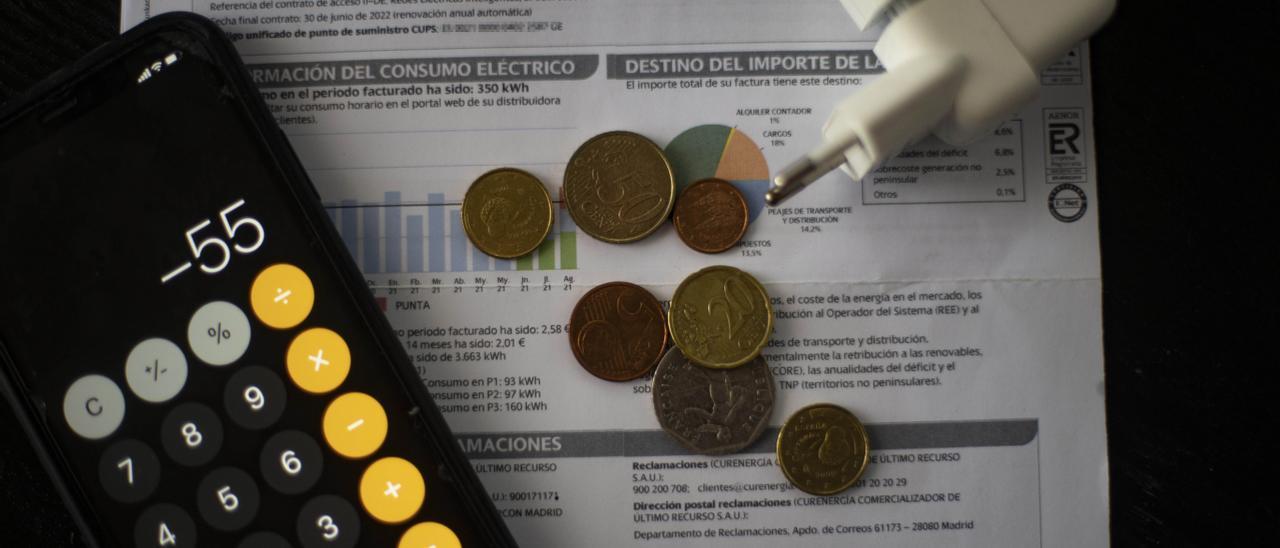 Una factura del consumo de luz