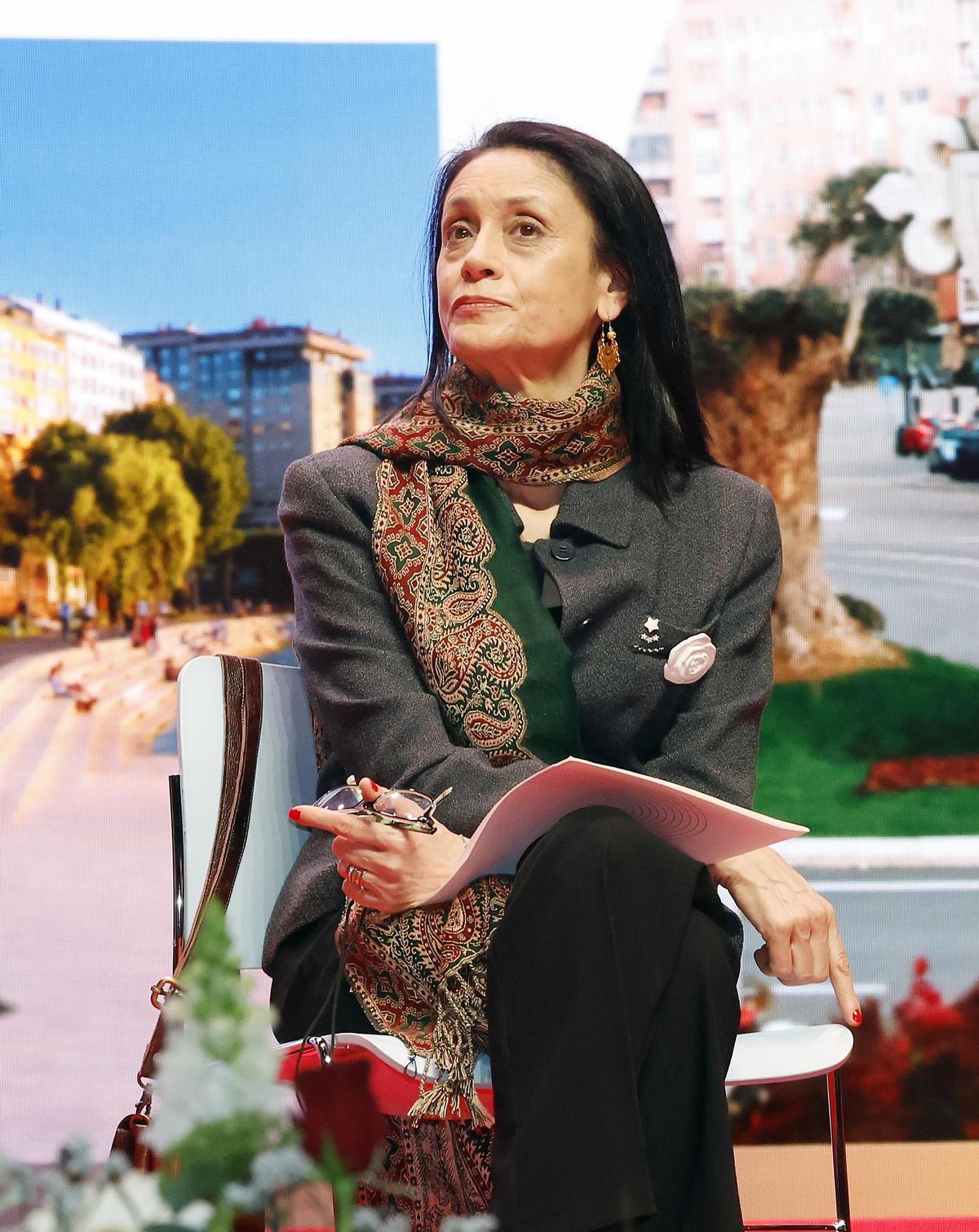 Las astrofísica y pregonera Ana Ulla, durante la gala de los Vigueses Distinguidos.