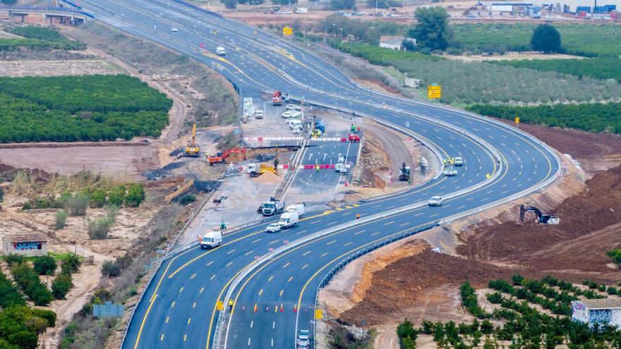 Transportes suspende la apertura del AVE y las Cercanias por la dana
