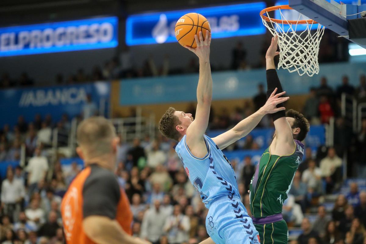 Imagen del partido entre el Río Breogán - Unicaja de la jornada 14 de la Liga Endesa