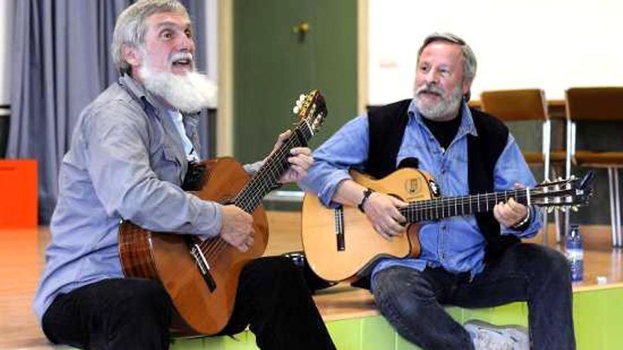 Un instante del concierto en el Antón Losada.