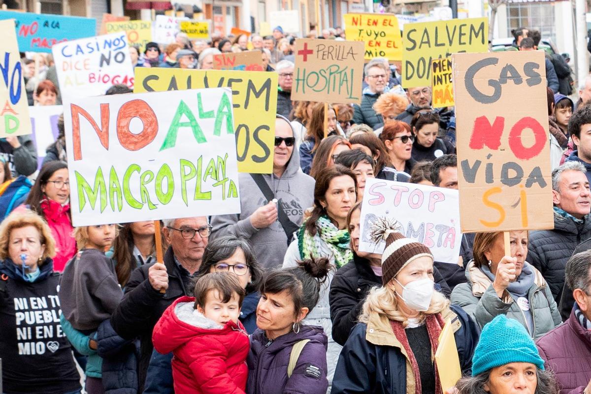 Manifestación en Lliria contra la planta de Biometano que quieren poner en la comarca.