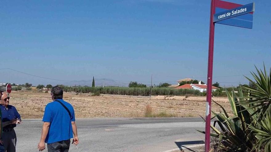 Exigen una rotonda en el nexo de la N-340 con el Camí de Monfort a Santa Pola