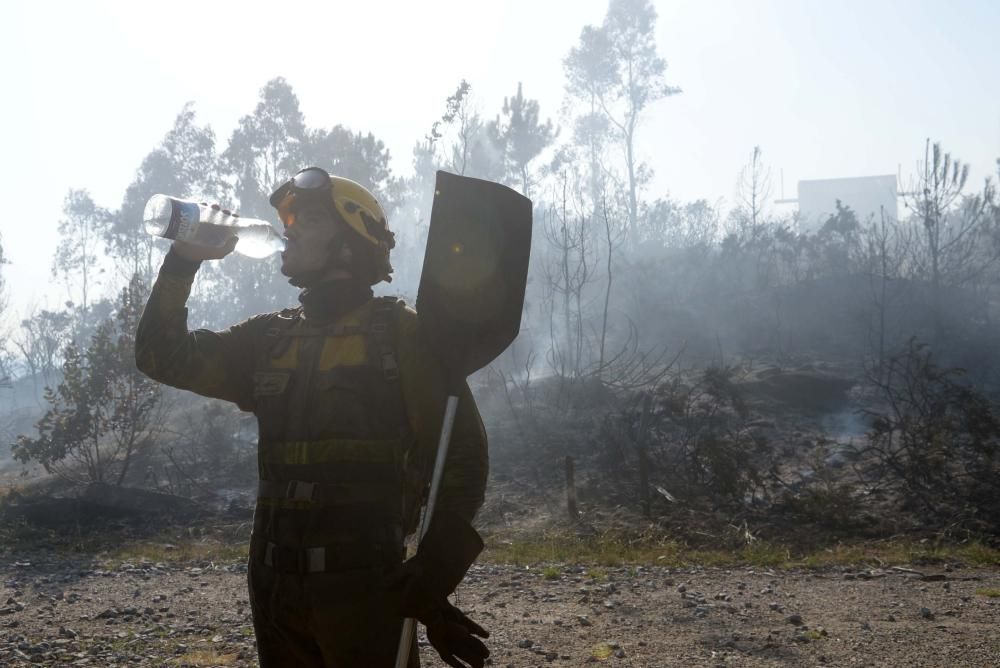 Incendios forestales en Vilagarcía y Catoira