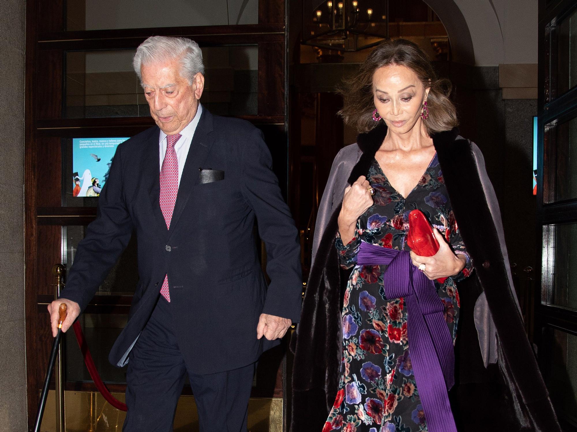 Mario Vargas llosa e Isabel Preysler juntos en el teatro real