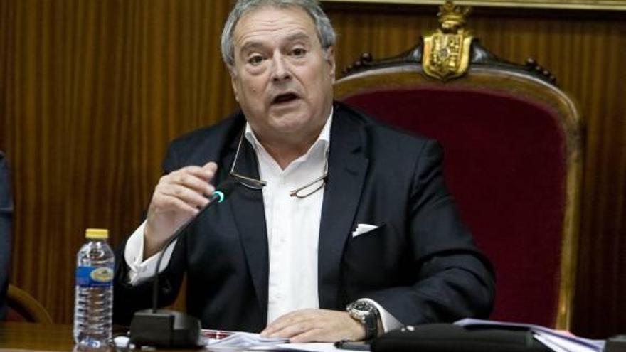 Rus estrena el registro de regalos creado en Xàtiva al declarar una caja de bombones