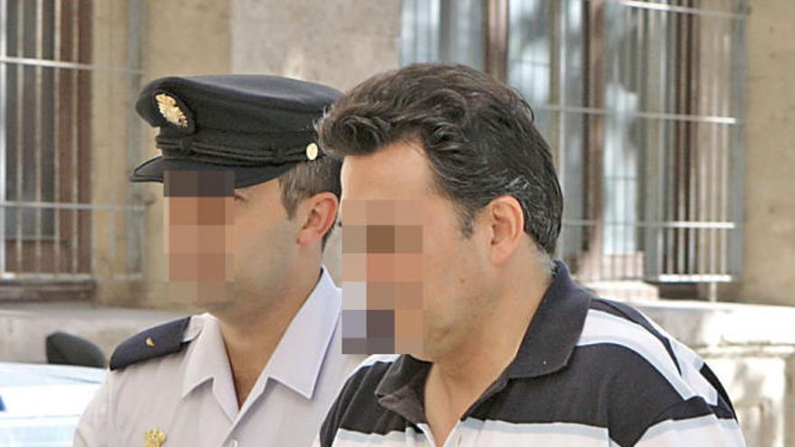 Juicio a cuatro funcionarios de la prisión de Palma por prácticas mafiosas