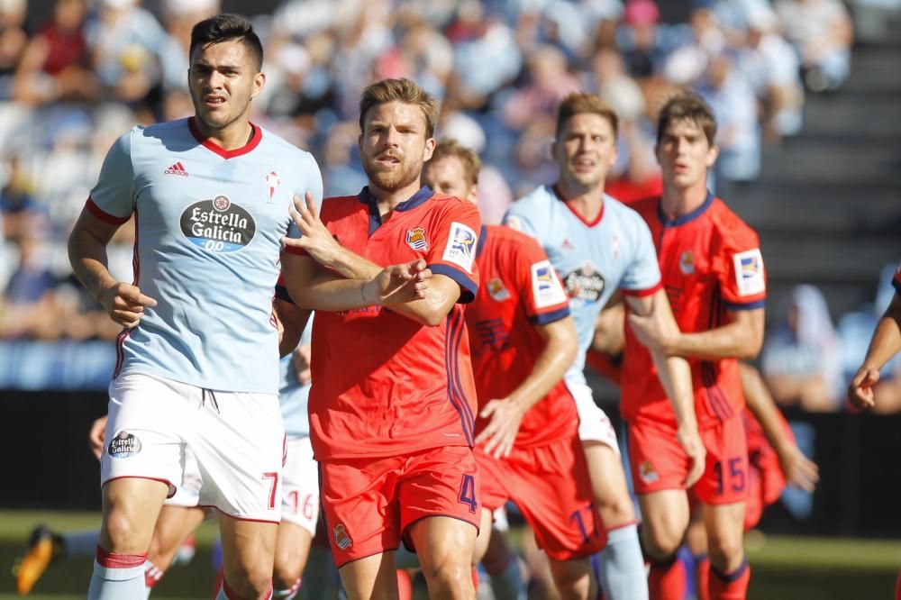 Las mejores imágenes del duelo entre el Celta y la Real Sociedad en el primer partido de Liga en Balaídos.