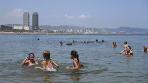 Temps a Catalunya avui, divendres 12 d’agost: alerta taronja a Barcelona, Tarragona i Lleida per temperatures de fins a 39 graus de màxima