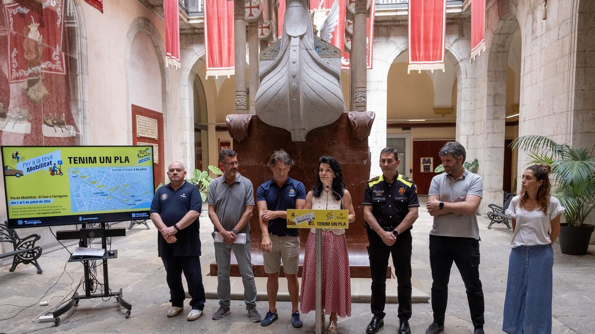 Presentación del plan de movilidad, seguridad y impieza para el paso del Tour por Tarragona, el 5 de julio.