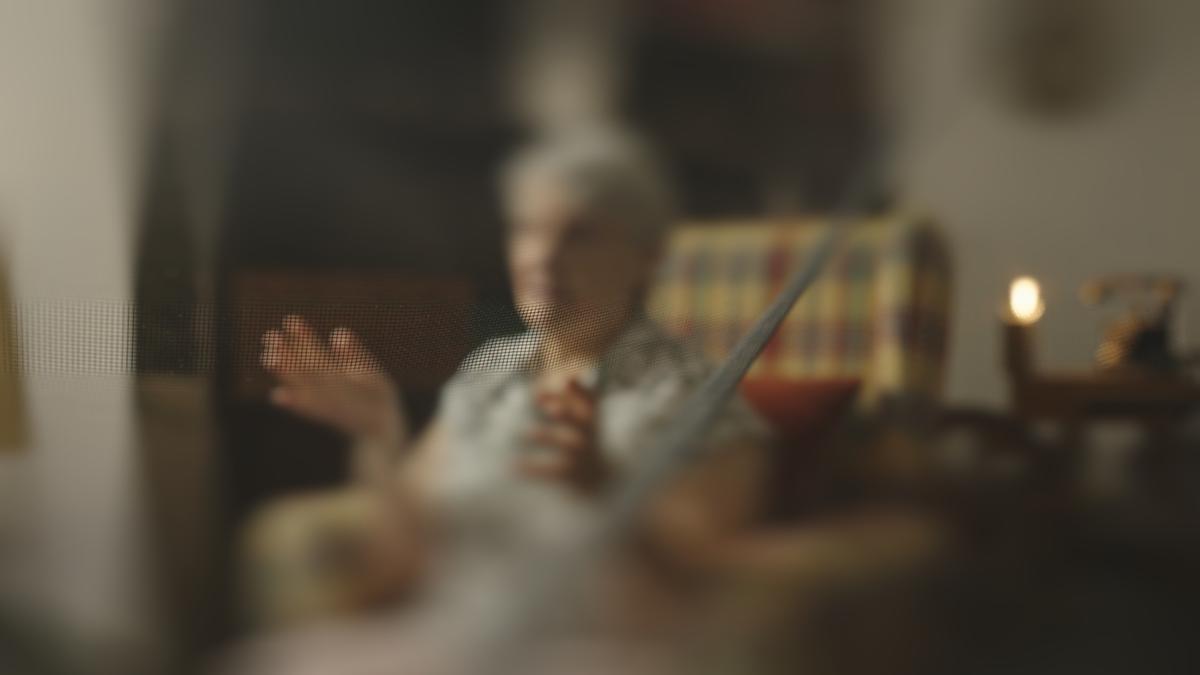 Imagen de Maria (nombre ficticio)) una mujer con Alzheimer que fue agredida por su hijo