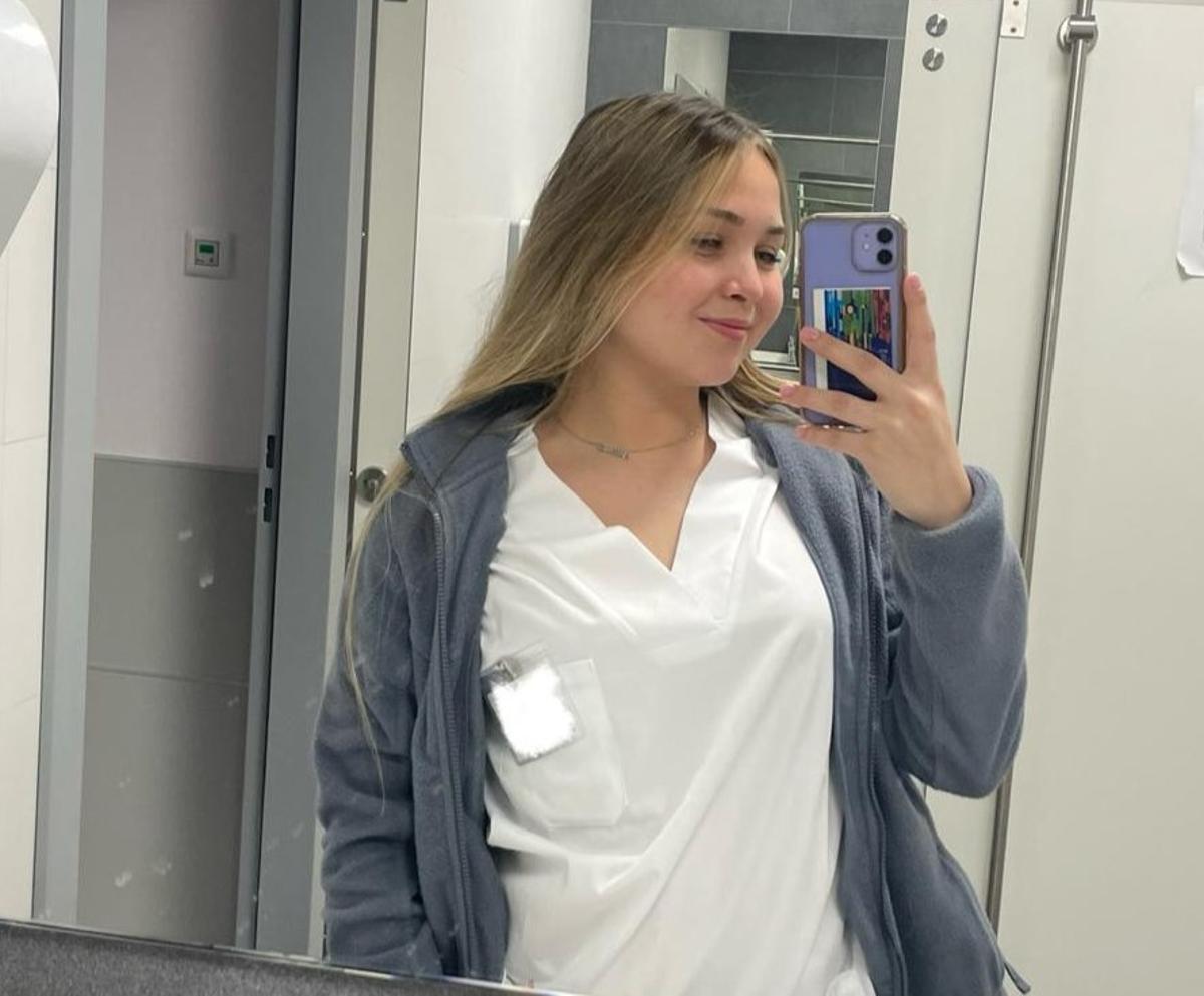 Aitana Maltrana pasa el verano trabajando en el sector sociosanitario, en una residencia de personas mayores y dependientes