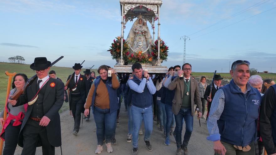 La Junta aprueba el expediente para declarar BIC las romerías de la Virgen de Luna