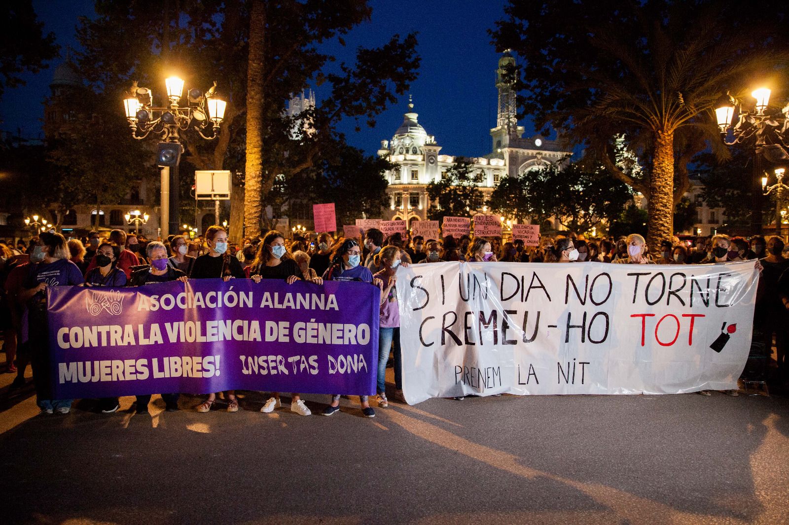 Protesta en València contra la violencia machista