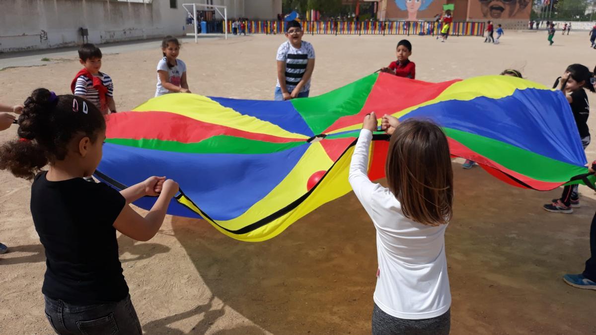 Un congreso trata en la UMU la importancia del juego en los recreos y el deporte escolar para la inclusión