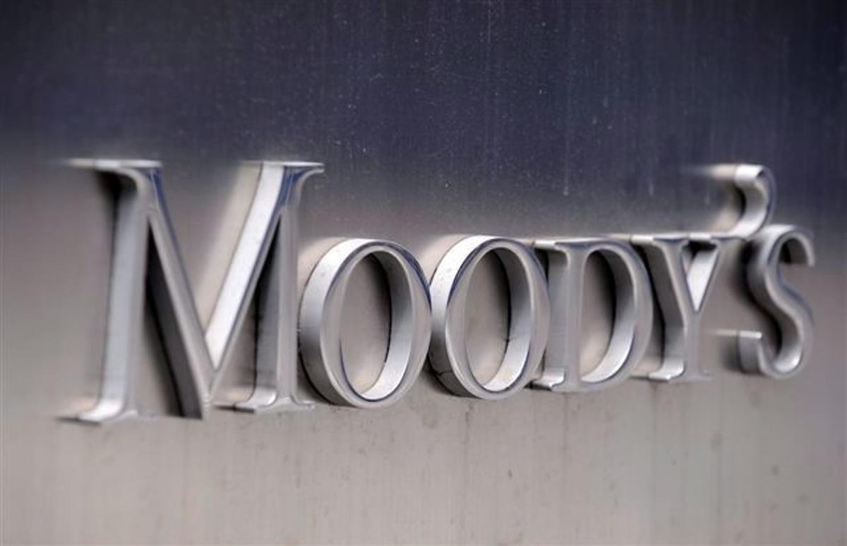 Moody's rebaja la calificación crediticia de Estados Unidos de "Aaa" a "Aa1"