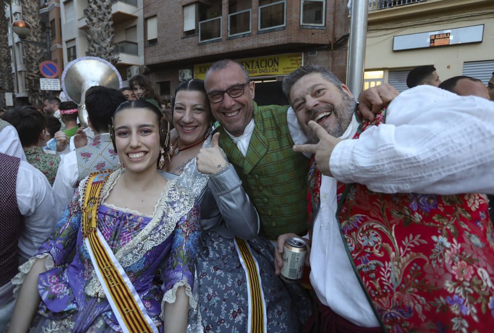 Emoción y nervios en la entrega de premios a las fallas de Sagunt