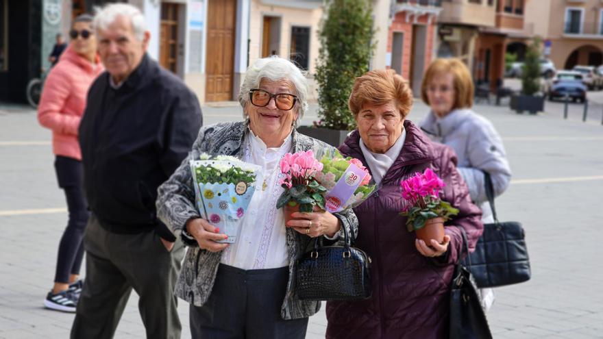 Onda conciencia sobre el cuidado del entorno natural en su Día del Árbol