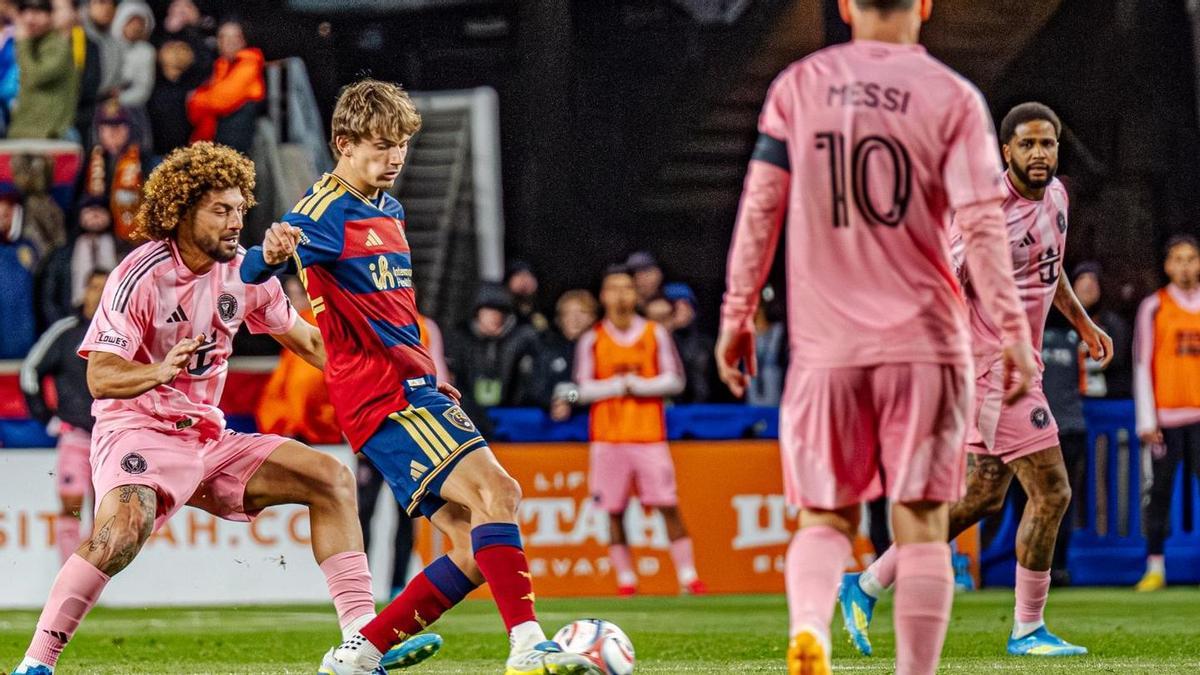 Sergi Solans: "Poder jugar contra Messi es algo único"