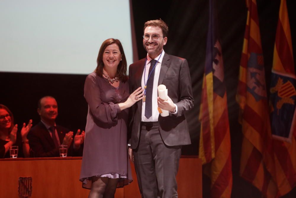 Entrega de los premios Medallas de Oro y Ramon Llull