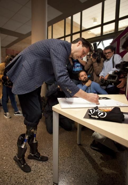 Hugh Herr visita la Escuela Politécnica de Gijón