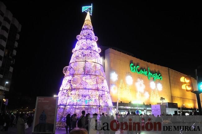 Encendido del árbol de Navidad en El Corte Inglés de Murcia