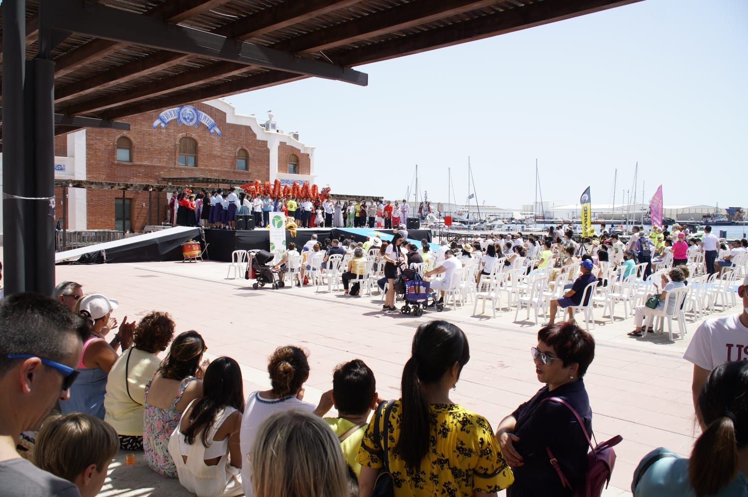 Celebraciones del bote del dragón en el Grau de Castelló