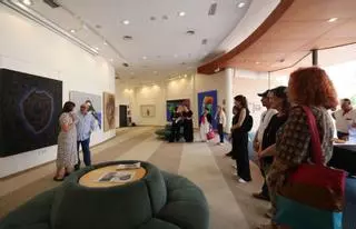 Rafael Hernández inaugura ‘El pintor ciego’ en el Club Diario de Ibiza