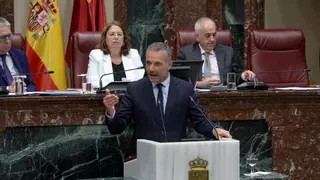 El PP evidencia el "modelo de contrastes" entre "la responsabilidad" de Miras y "la corrupción" del sanchismo