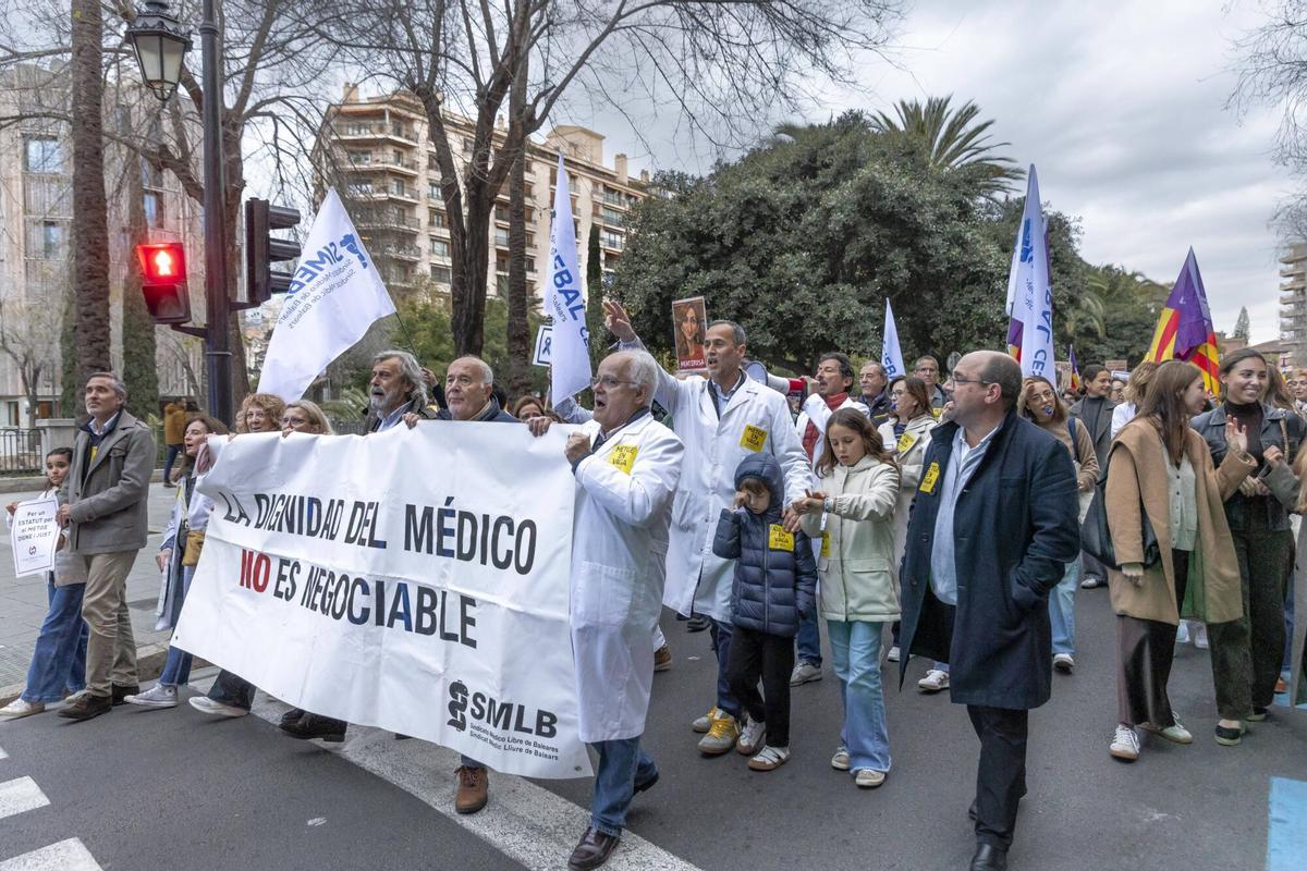 Los médicos consiguen en los tribunales otra reclamación económica al Govern
