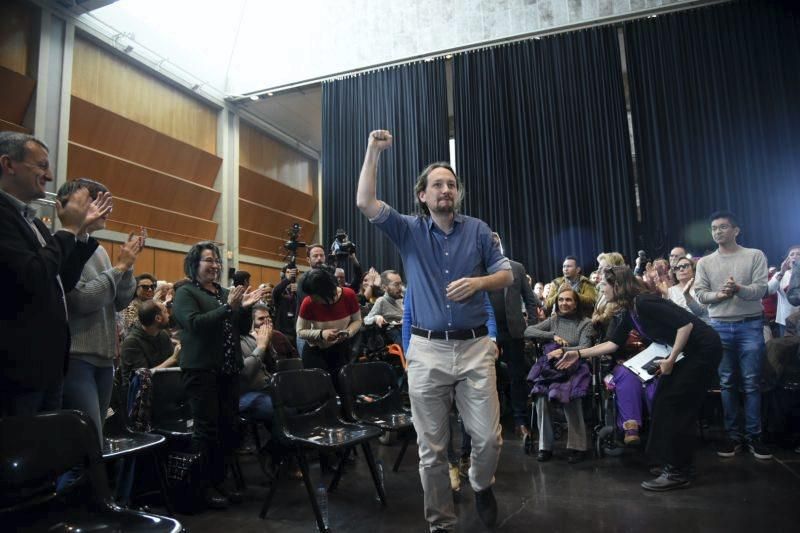 El líder de Podemos visita la capital aragonesa