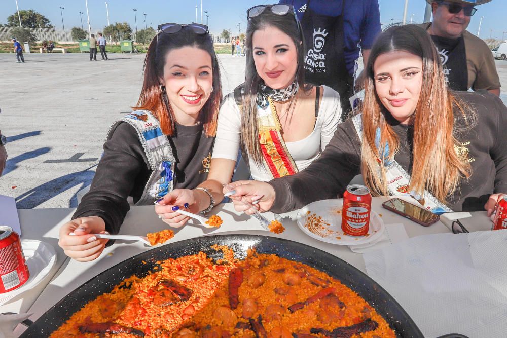 Miles de vecinos de Torrevieja disfrutan del Día de las Paellas en el recinto ferial con motivo de las fiestas patronales de La Purísima2018