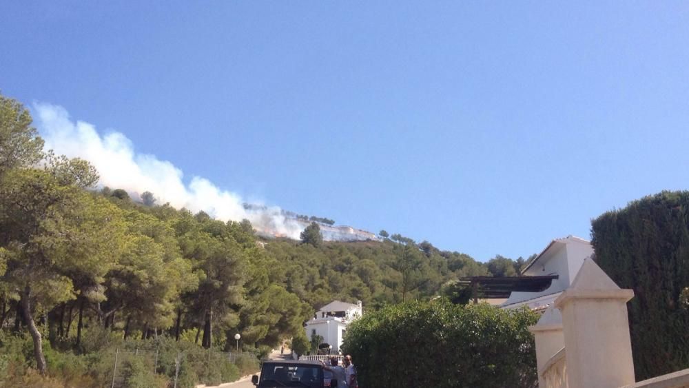 Incendio en Benitatxell y Xàbia