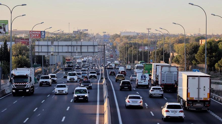 Tráfico en la autovía A-4 en Madrid.